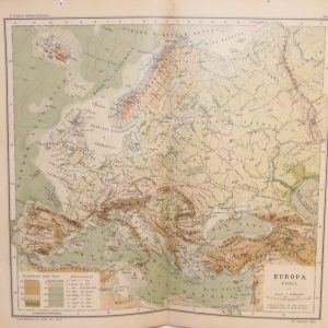 The map was originally printed in Italy and is titled Europa Fisica.